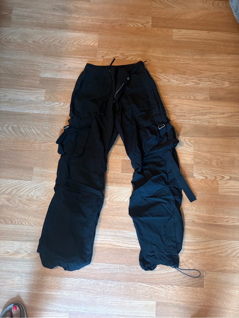 Women’s  Black Cargo Utility Pants - Versatile Streetwear